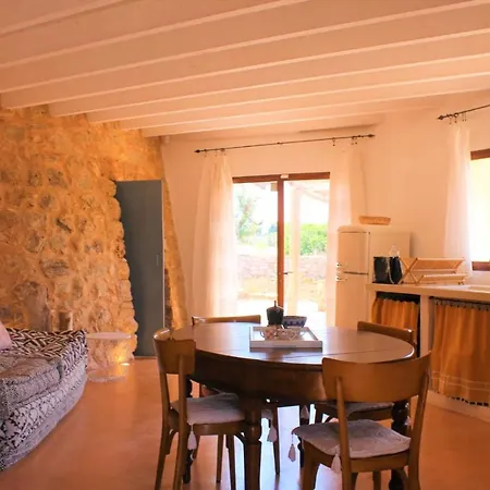 Feriehus Trullo Dei Beneficati