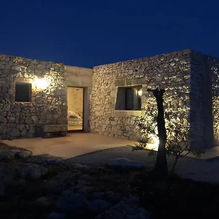 Trullo Dei Beneficati Feriehus